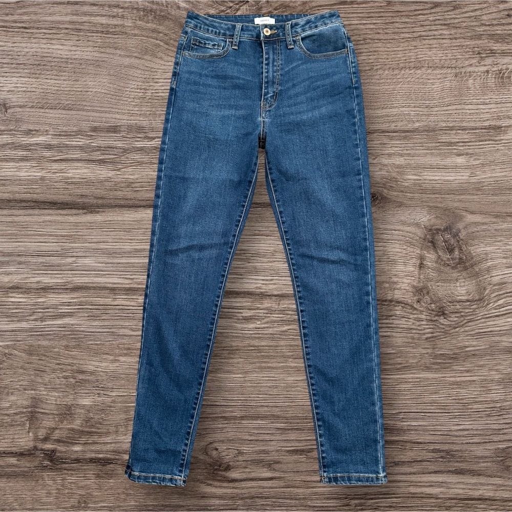 Forever 21 High Rise Skinny Jeans Medium Dark Wash Stretch Denim 28